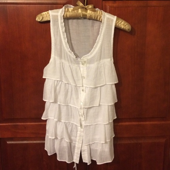 White forever 21 sleeveless top - Picture 1 of 4