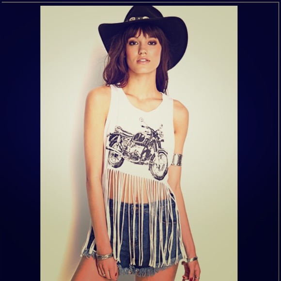 Forever 21 Tops - 🎶NEW Motorcycle crop tank🎶 Coachella Ready!