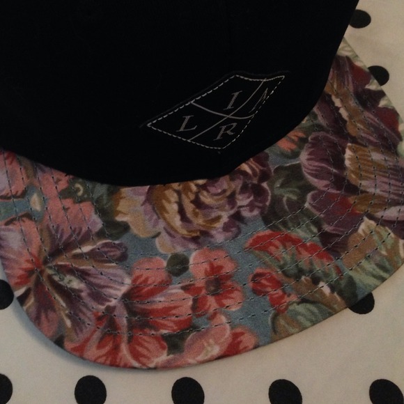 LIRA hat