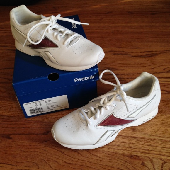reebok cheerleading shoes