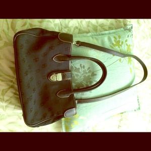 ✂️Sale today only Dooney & Burke bag