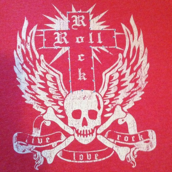 Distressed Rock Shirt W/ Crystals & Winged Skull - Picture 3 of 4