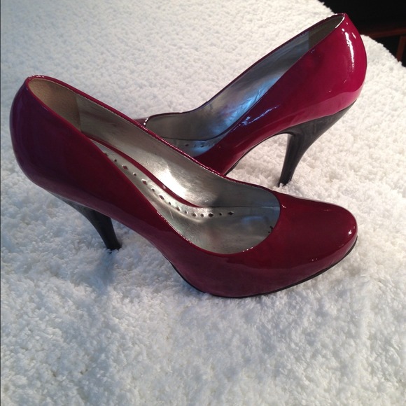 Size 10 shoes was $20