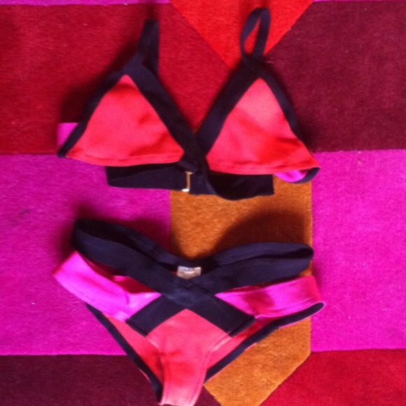 Bandage Bathing Suit 26-27 in waist, A-C cup