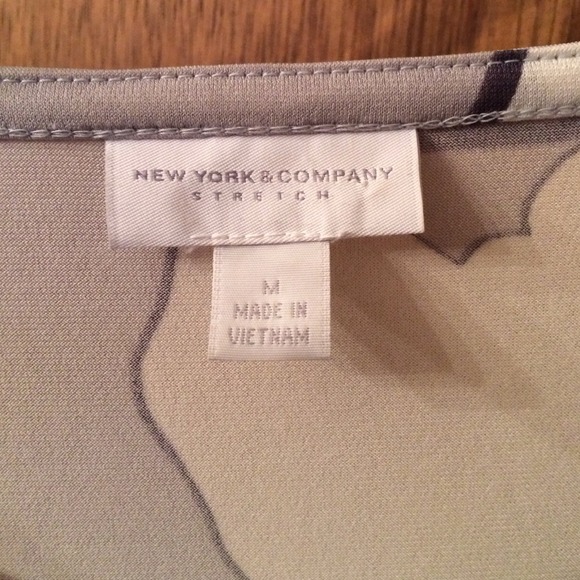 Sold in a bundle New York & Company stretch dress - Picture 2 of 4