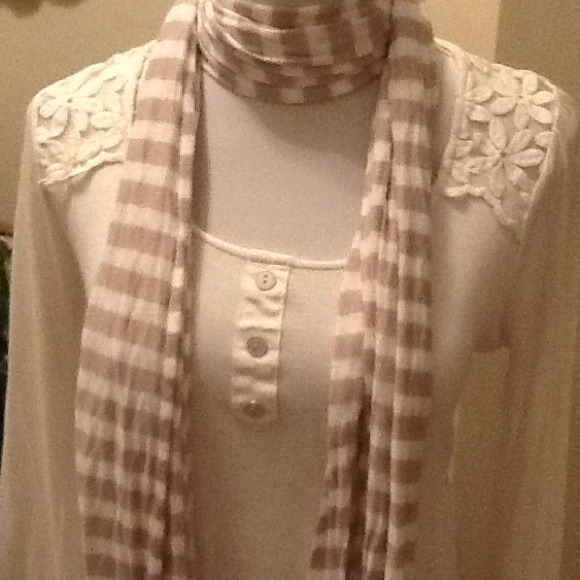 LACE Peasant TOP with a back tie For Detail 🙆