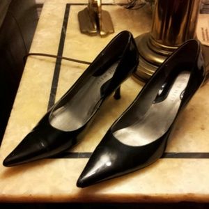 Patent leather Nine West pumps