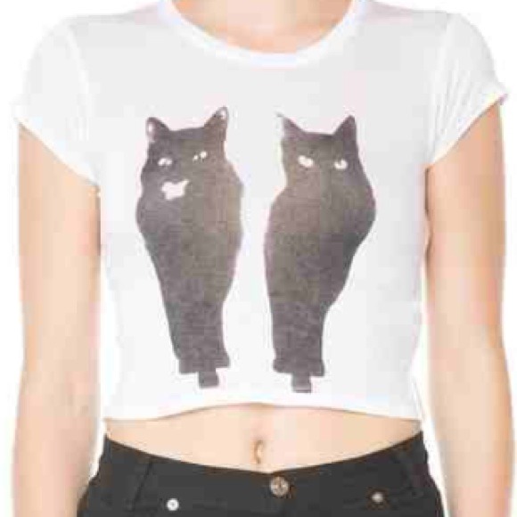 Brandy Melville Graphic Tee!