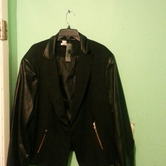 Jacket - Picture 3 of 4
