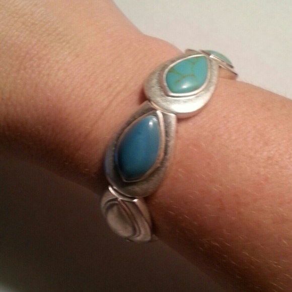 Stretchy bracelet
