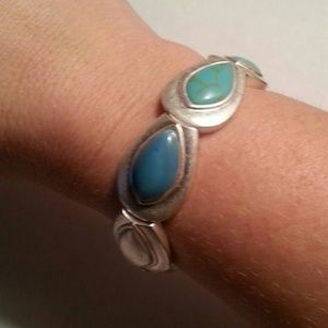 Stretchy bracelet