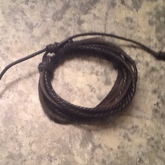 Black leather bracelett