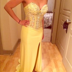 NWT CANARY YELLOW GALA DRESS