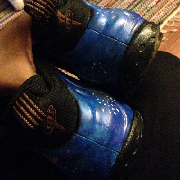 Custom foamposite - Picture 3 of 4