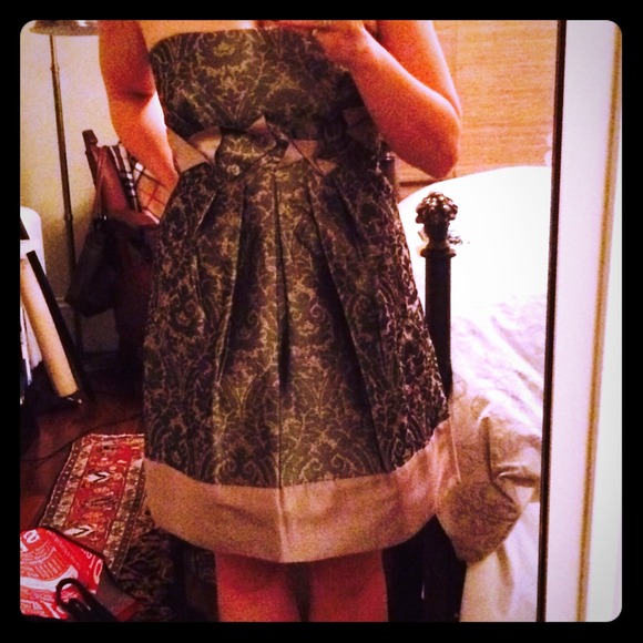 Strapless silver BCBG dress sz 8