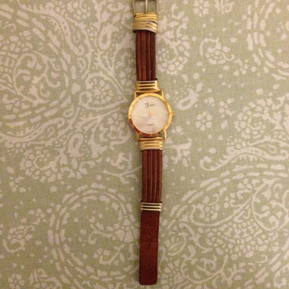 Forem Gold Toned Vintage Watch - Picture 2 of 4