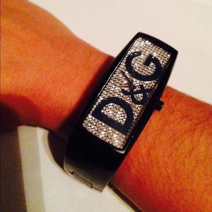 ✨AUTHENTIC✨ D&G Ladies Intelligence Bangle Watch!