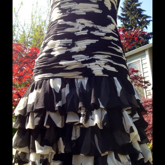 ROBERT RODRIGUEZ Strapless Exquisite Floral Dress Black and White Size 6 - Picture 2 of 4