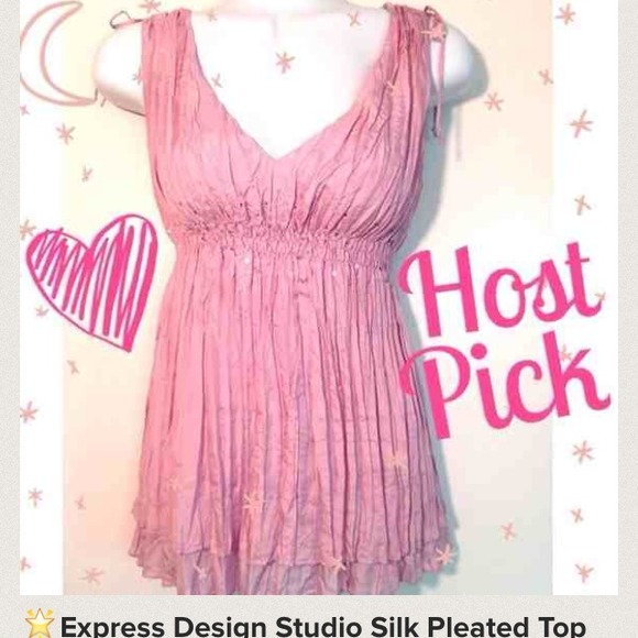 EXPRESS Design Studio Silk Pleated Top - Picture 4 of 4