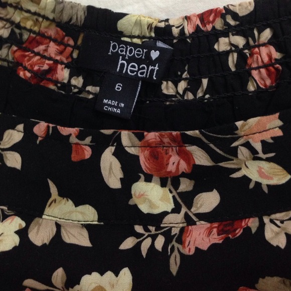 Black Floral Shorts Dupe - Picture 3 of 4