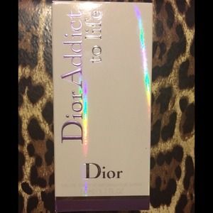 Dior addict to life