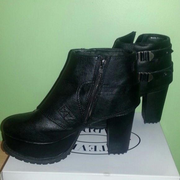 Deena and Ozzy boots