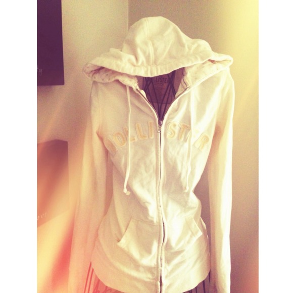 Hollister Zip-up
