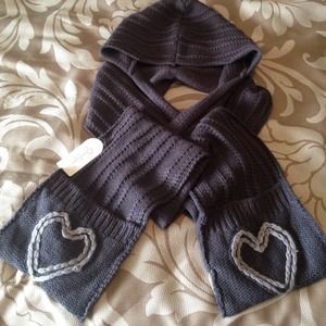 Jessica Simpson hat scarf