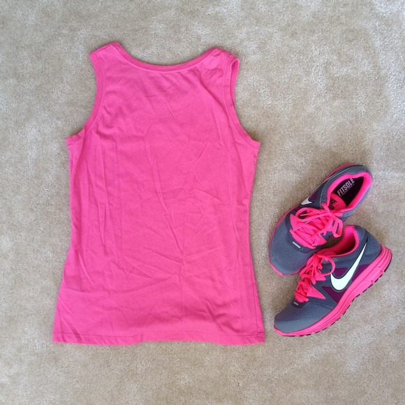 Nike Tops - Nike Women's Workout Sleeveless Pink Tee ππ Nike Tops - Nike Women's Workout Sleeveless Pink Tee ππ