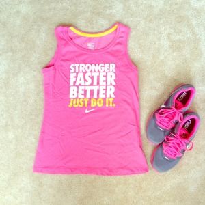 Nike Tops - Nike Women's Workout Sleeveless Pink Tee 👟🎀 Nike Tops - Nike Women's Workout Sleeveless Pink Tee 👟🎀