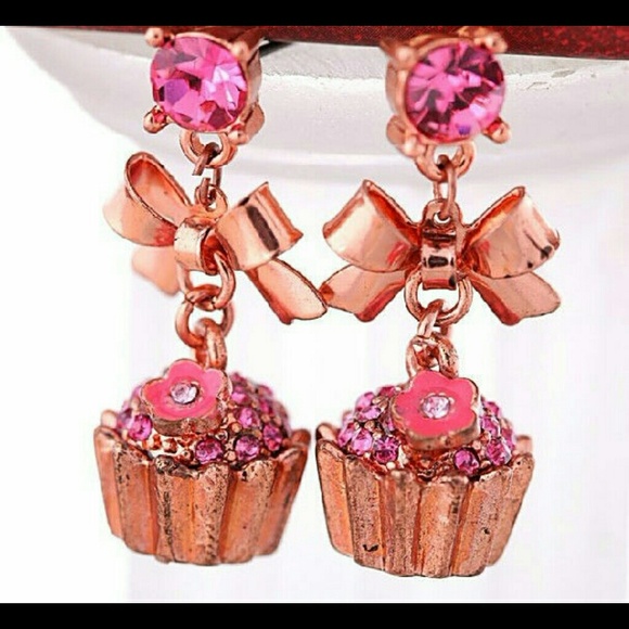 betsey johnson cupcake earrings