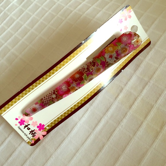 Japanese designed hair clip