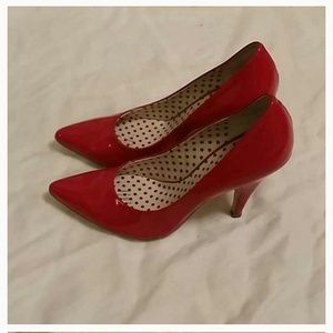 ***Reduced*** BCBG Girls Red Patent Pumps