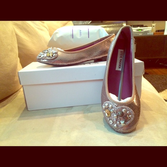 NEW Kids Steve Madden Darlen flat in Pewter