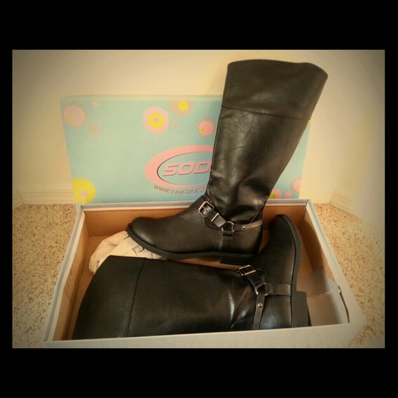A brand new pair of black soda boots.