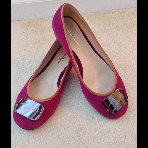 💕Salvatore Ferragamo flat shoes 🎉