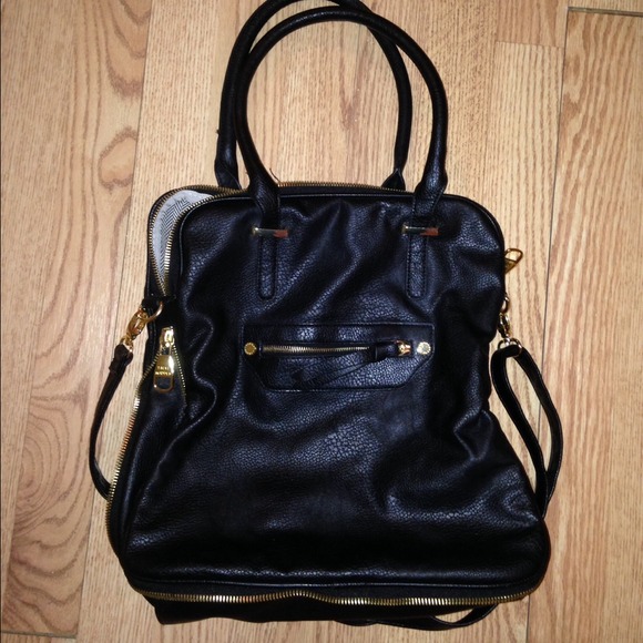 Steve Madden brand new purse! Adorable !!!