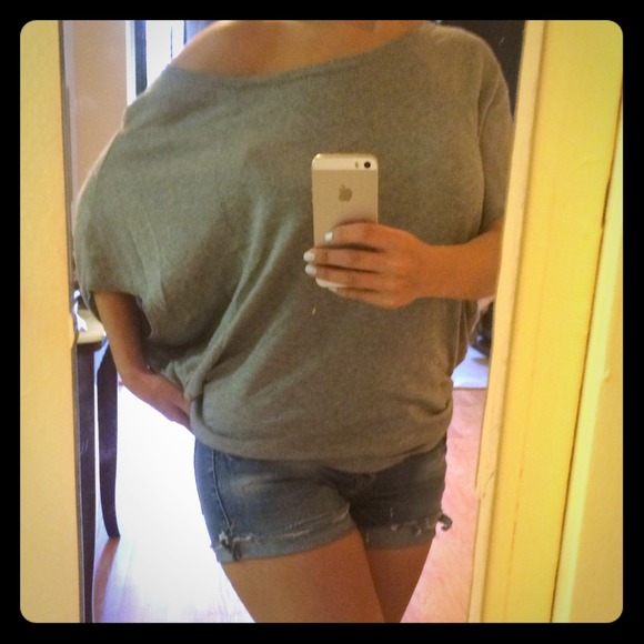 Authentic BEBE top res @erikamays78