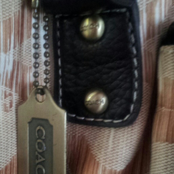 Coach Bag - Picture 4 of 4