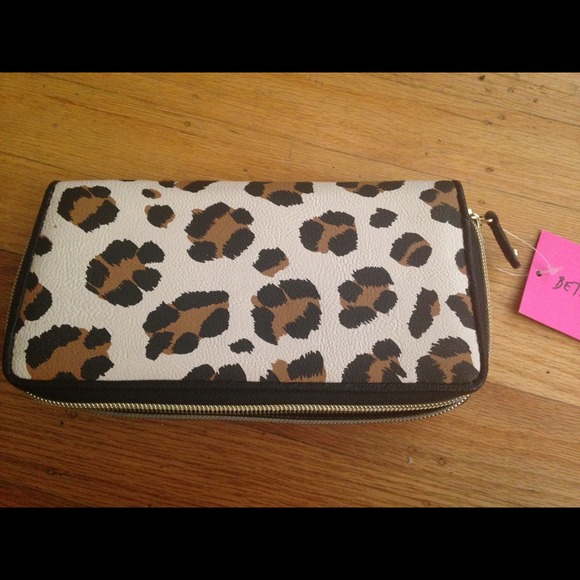 Betsey Johnson Bow Nanza Zip Around Clutch/Wallet - Picture 2 of 2