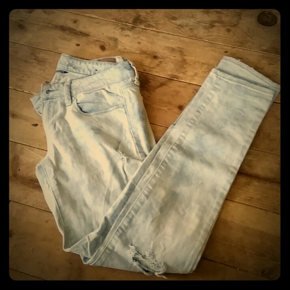 Stretch light wash jeans