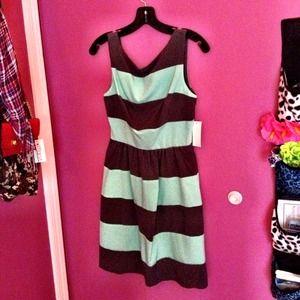 ✨Classy mint & grey striped dress✨