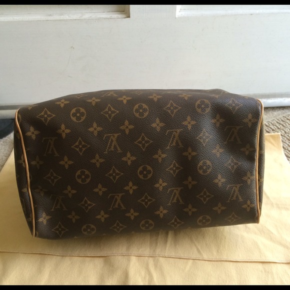Authentic Louis Vuitton speedy 30 - Picture 3 of 4