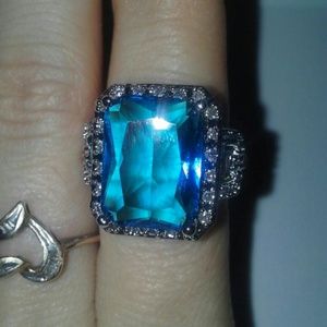 Gorgeous ring!!!!