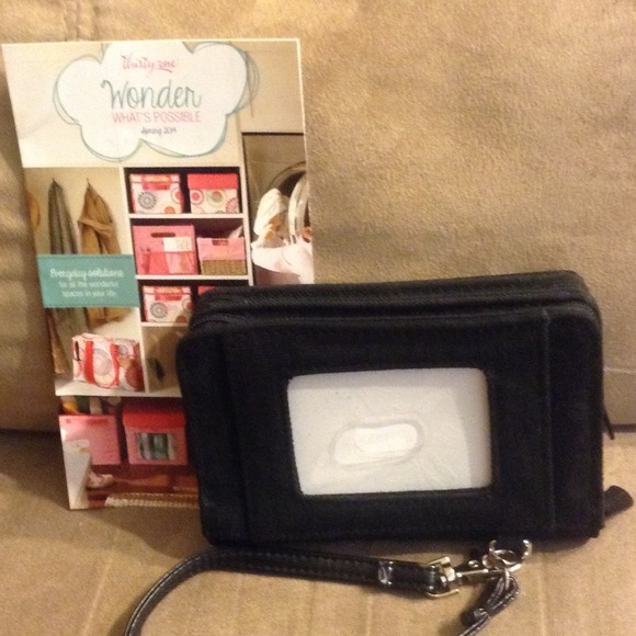 Thirty One Wristlet Brand new