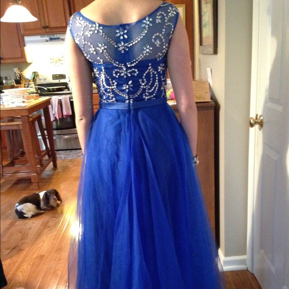 Never worn! 🚫SOLD🚫 - Picture 2 of 4