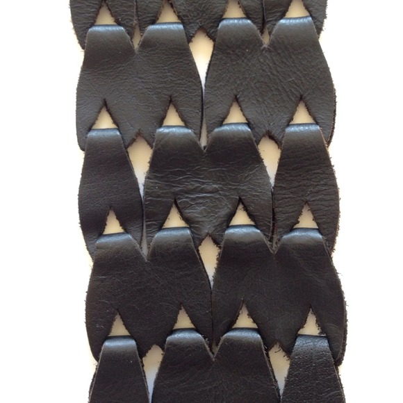 Blk leather belt