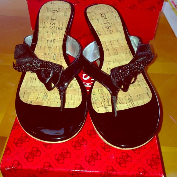Guess sandals
