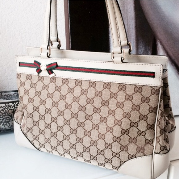 💯Auth Gucci Tote in pristine condition