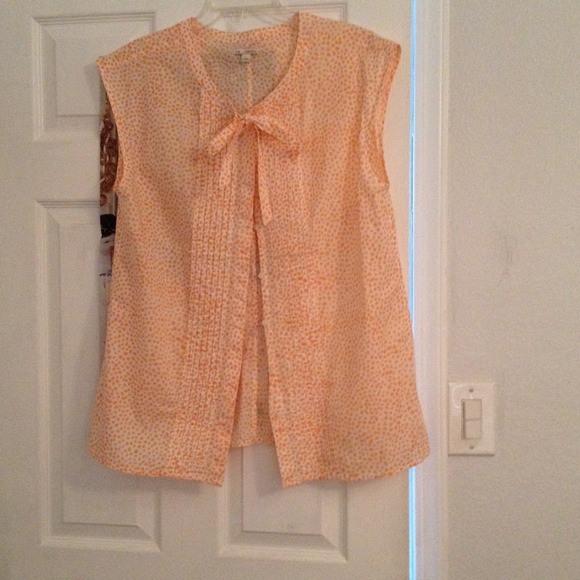 Gap Sleeveless 100% cotton Blouse